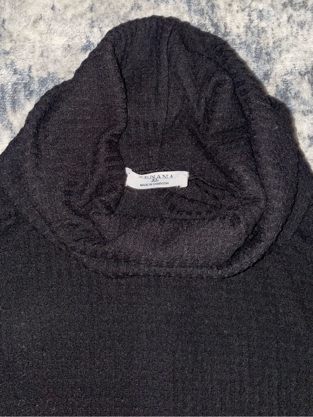 Zanana waffle turtle neck top size XL - Picture 3 of 3